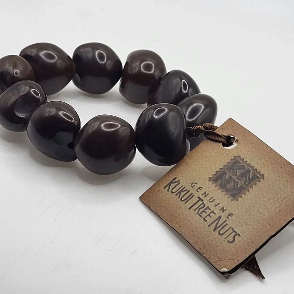NWT Stretchy Kukui Nut Bracelet 8in